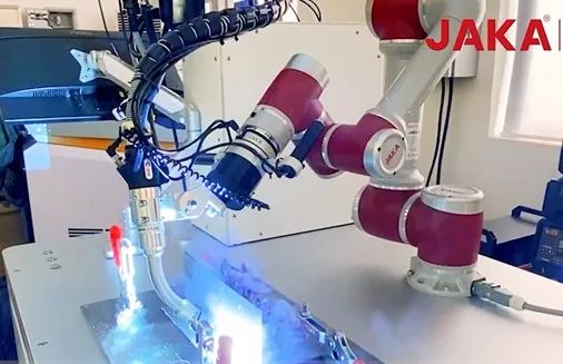 柔性智造 协作引领——节卡机器人将携新品重磅亮相第23届中国工博会机器人展